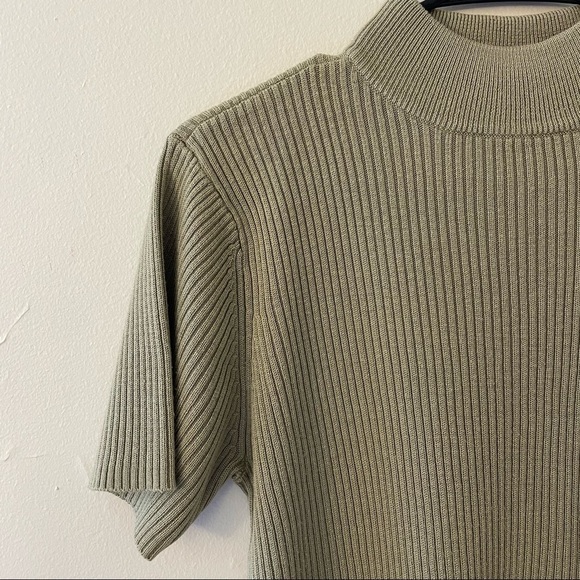 Studio Works Vintage Grandma Boho High Neckline Ribbed Sweater Top Short Sleeve - Picture 2 of 4